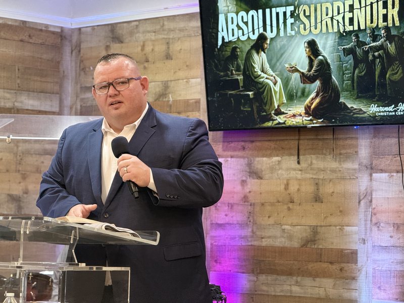 Dr. Shaun Miles preaching