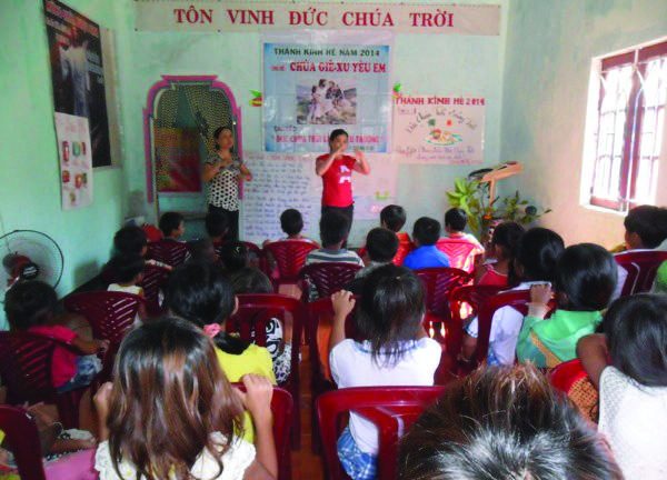Photo from the report: VBS in Central Vietnam