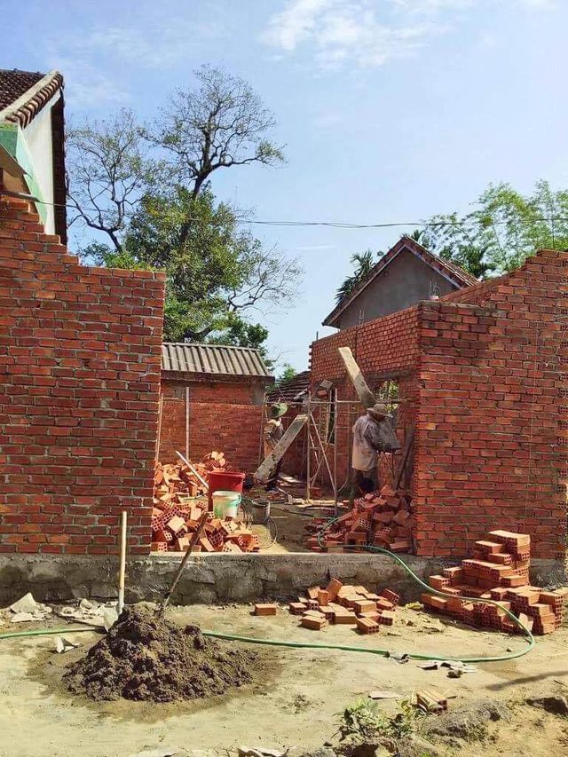 Photo from the report: Building Update in the Highlands