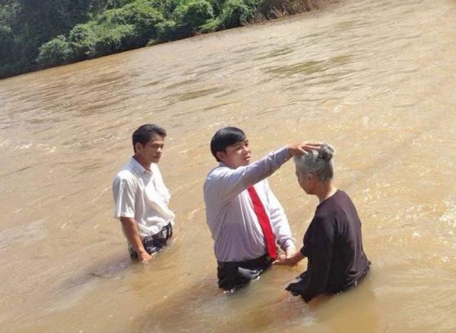 Photo from the report: Easter Sunday - Preaching and Baptisms